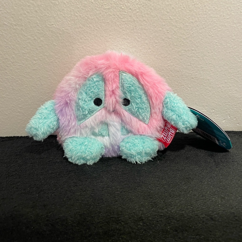 BumBumz Megs the Peace Sign 4.5” Mini